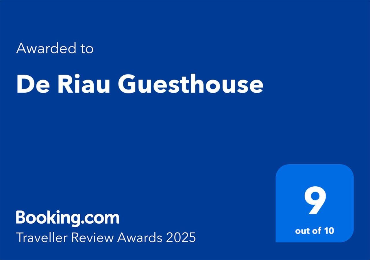 De Riau Guesthouse Bandung Exterior photo
